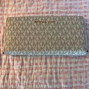 Michael Kors Vanilla Monogram Wallet